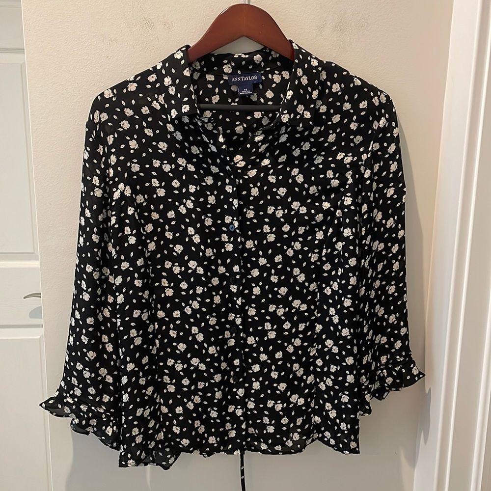 AnnTaylor silk floral print button down shirt size 14